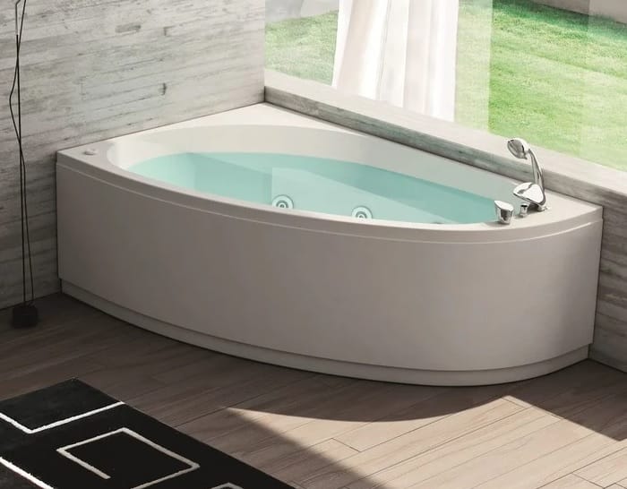 Tìm hiểu về bồn tắm góc - Một lựa chọn sáng tạo cho phòng tắm