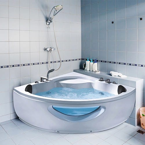 Tìm hiểu về bồn tắm góc - Một lựa chọn sáng tạo cho phòng tắm