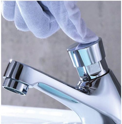 Vòi chậu bán tự động 1 lỗ HCG 1035