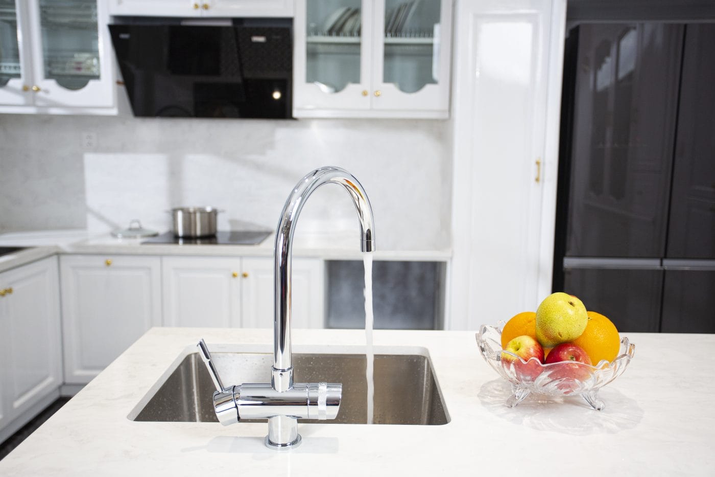 Đặc trưng cơ bản của vòi chậu rửa bát 2 đường nước