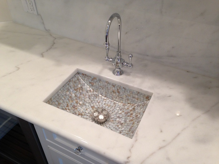 Lavabo chất liệu đá granite